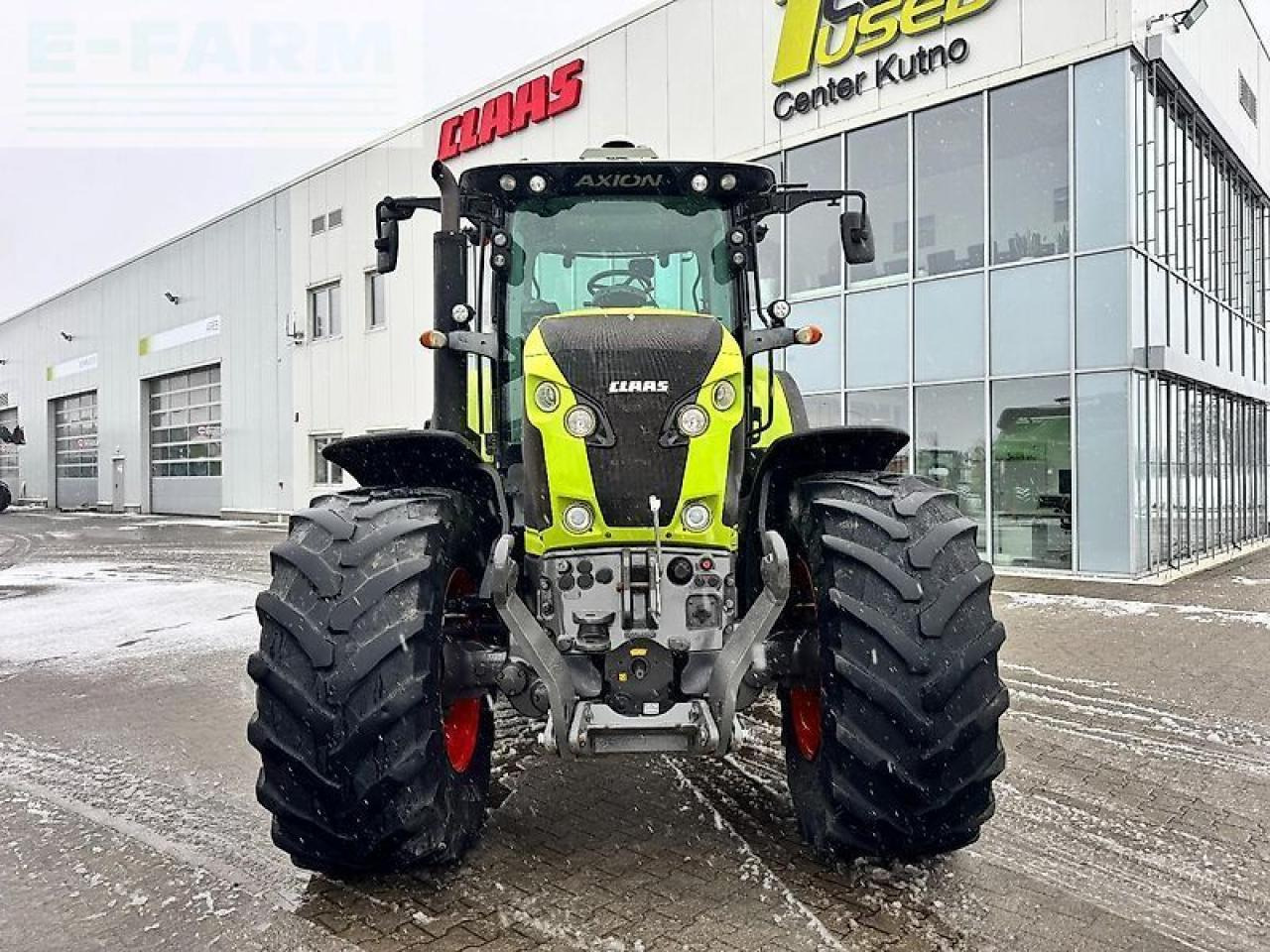 Traktor CLAAS axion 830