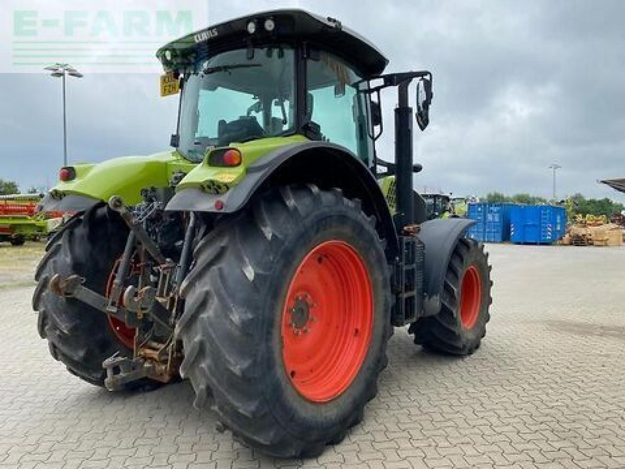 Traktor CLAAS axion 830