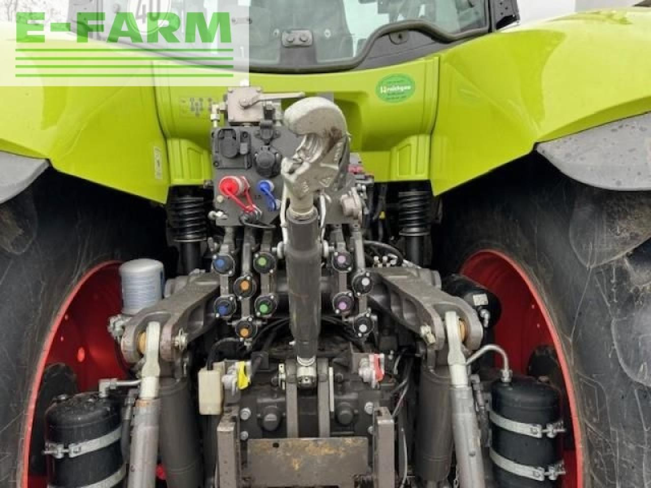 Traktor CLAAS axion 830