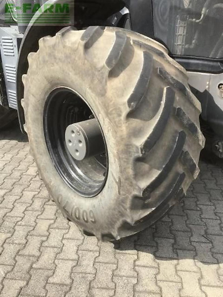 Traktor CLAAS axion 830