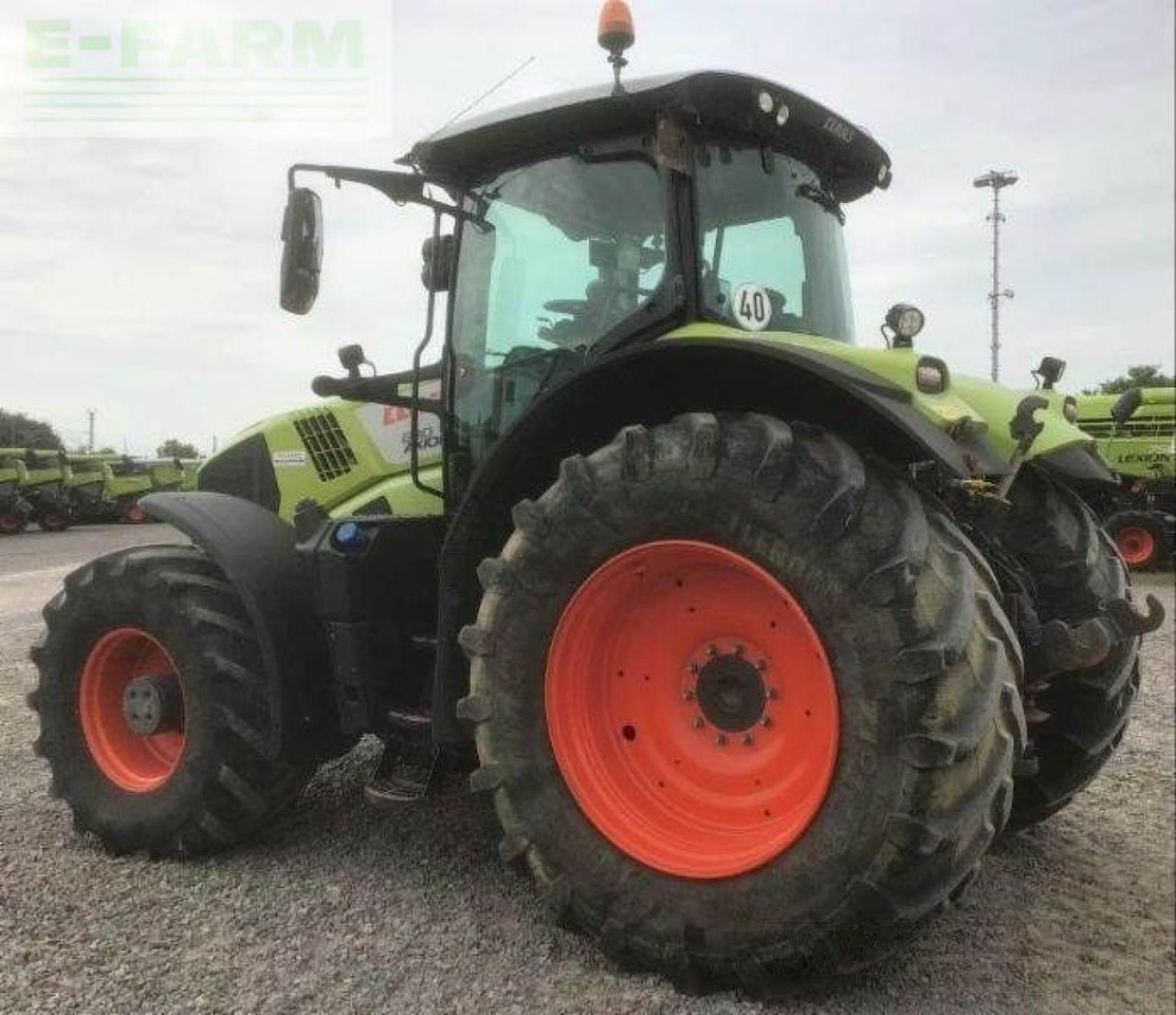 Traktor CLAAS axion 830
