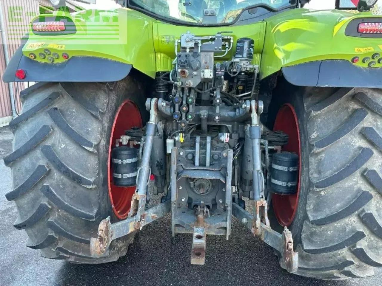 Traktor CLAAS axion 830 cebis