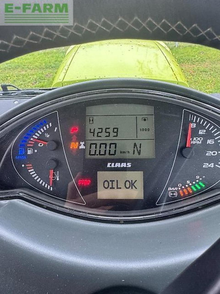 Traktor CLAAS axion 850