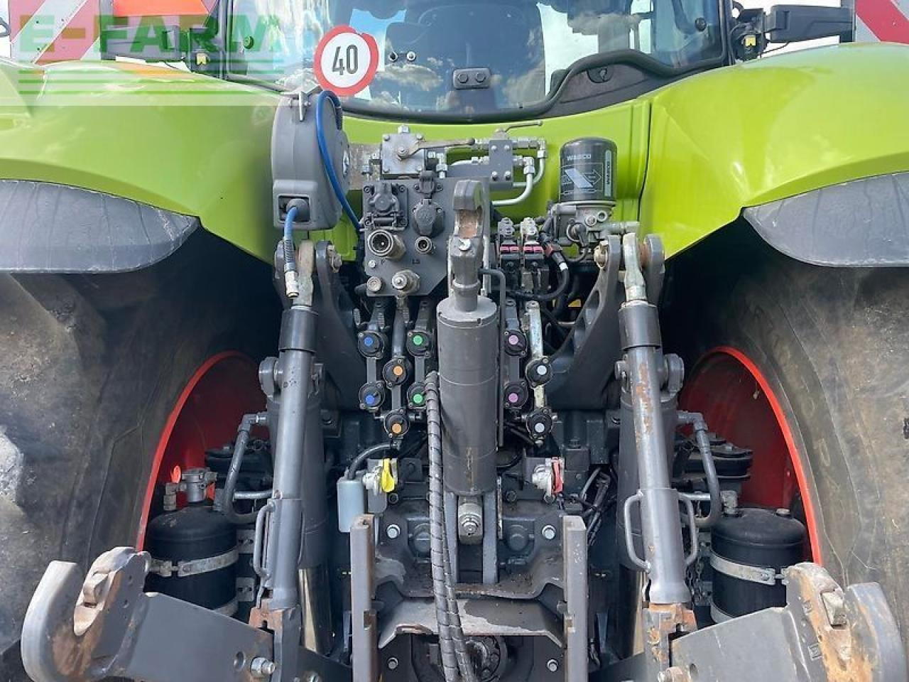 Traktor CLAAS axion 870