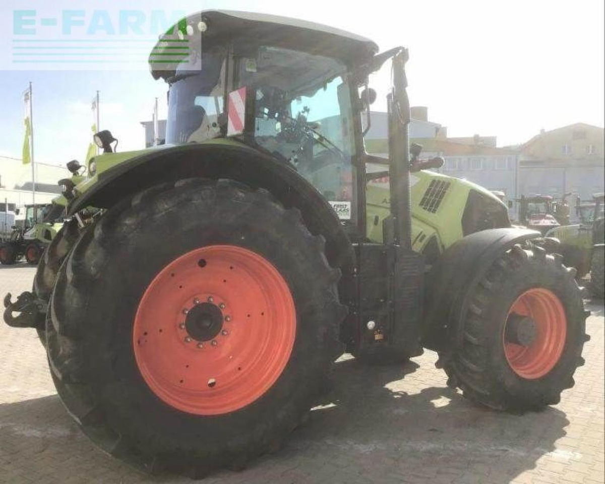 Traktor CLAAS axion 870