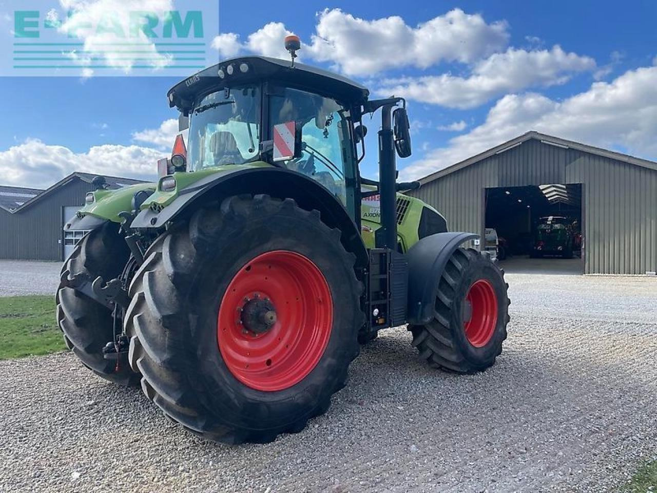 Traktor CLAAS axion 870