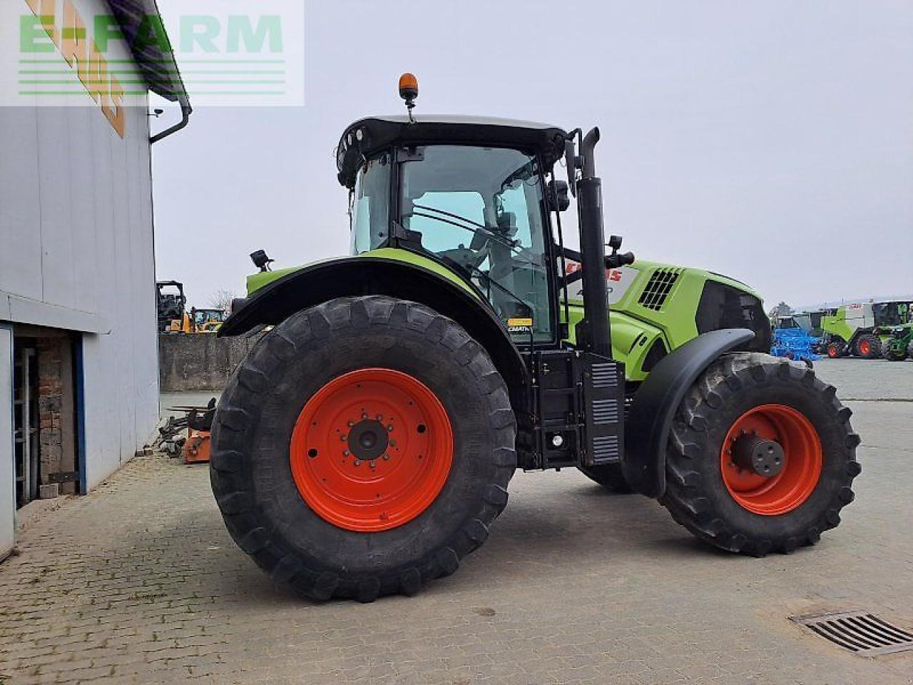 Traktor CLAAS axion 870 c-matic CMATIC