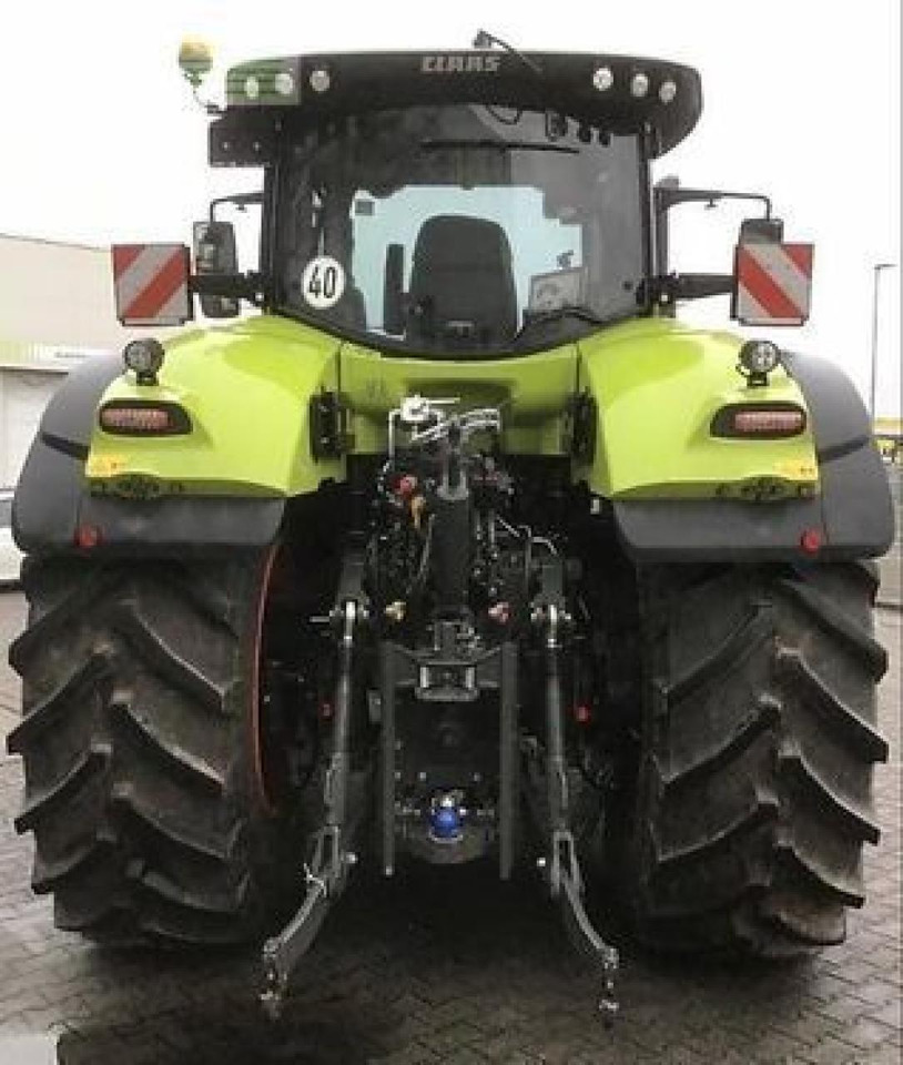 Traktor CLAAS axion 930