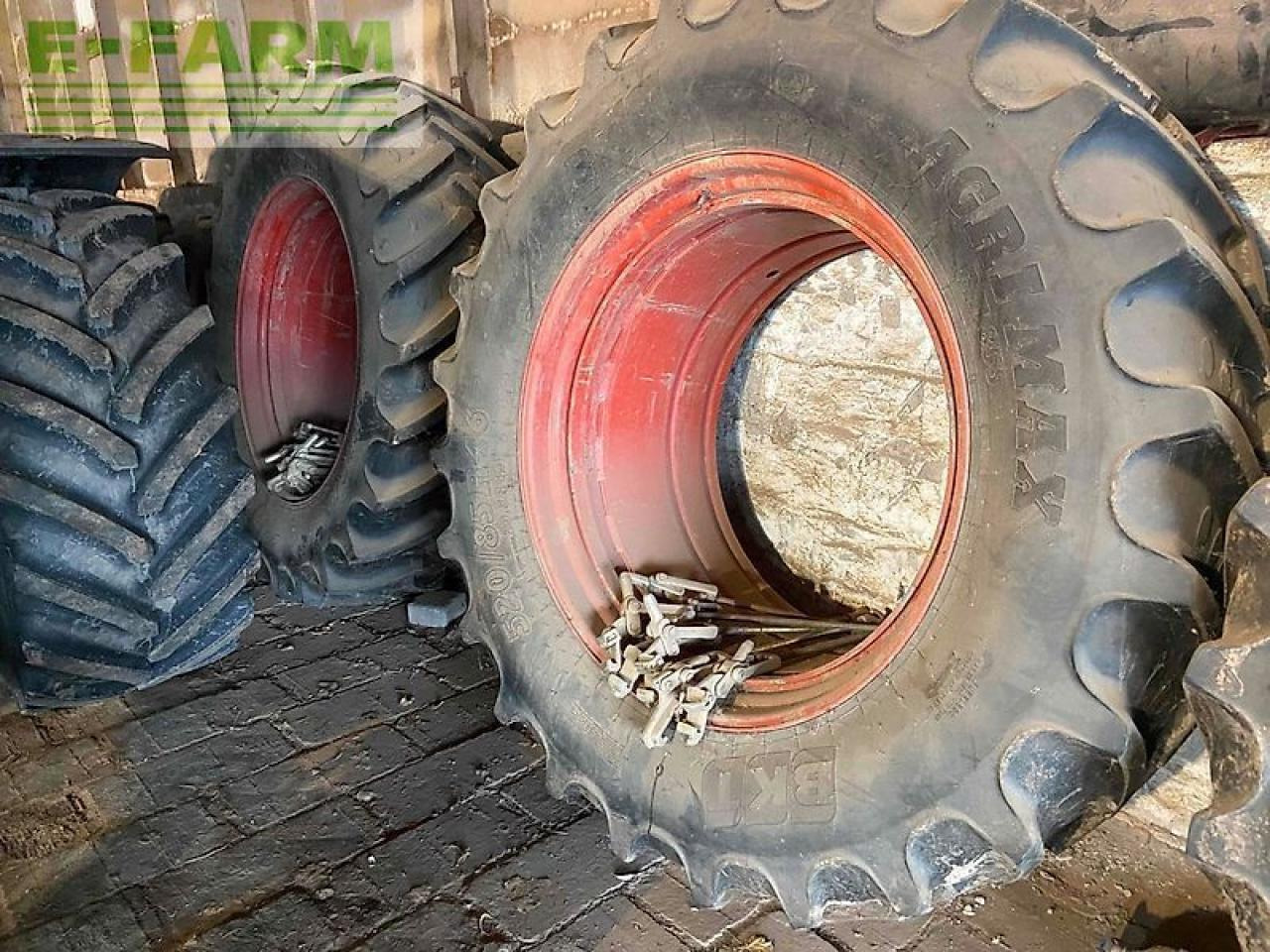 Traktor CLAAS axion 930