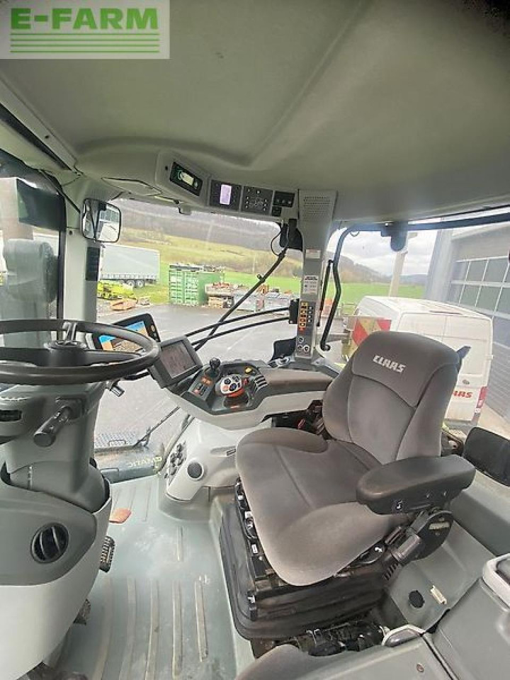 Traktor CLAAS axion 930