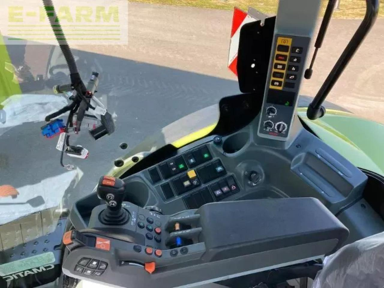 Traktor CLAAS axion 950 cmatic cis+ CMATIC CIS+