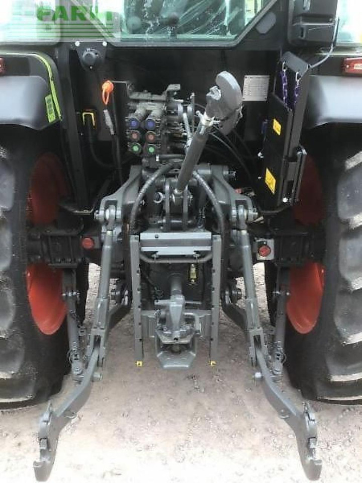 Traktor CLAAS axos 240