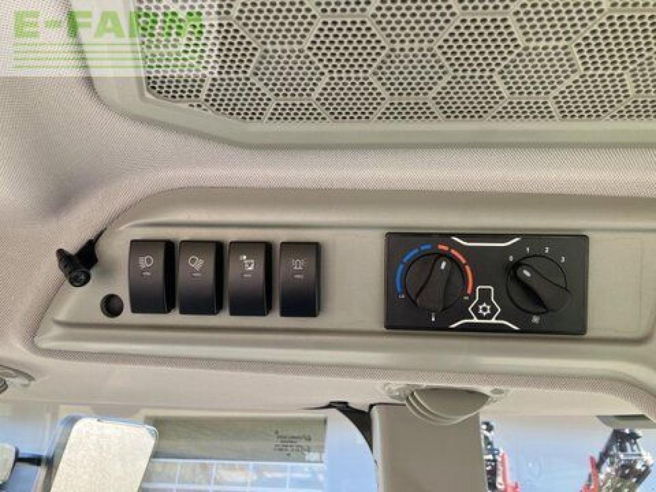 Traktor CLAAS axos 3.95 comfort