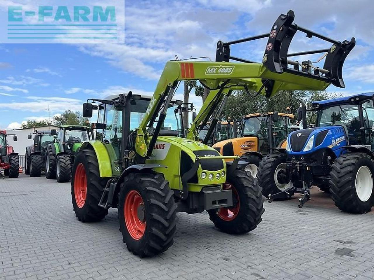 Traktor CLAAS celtis 446 plus rx + mailleux mx40-85