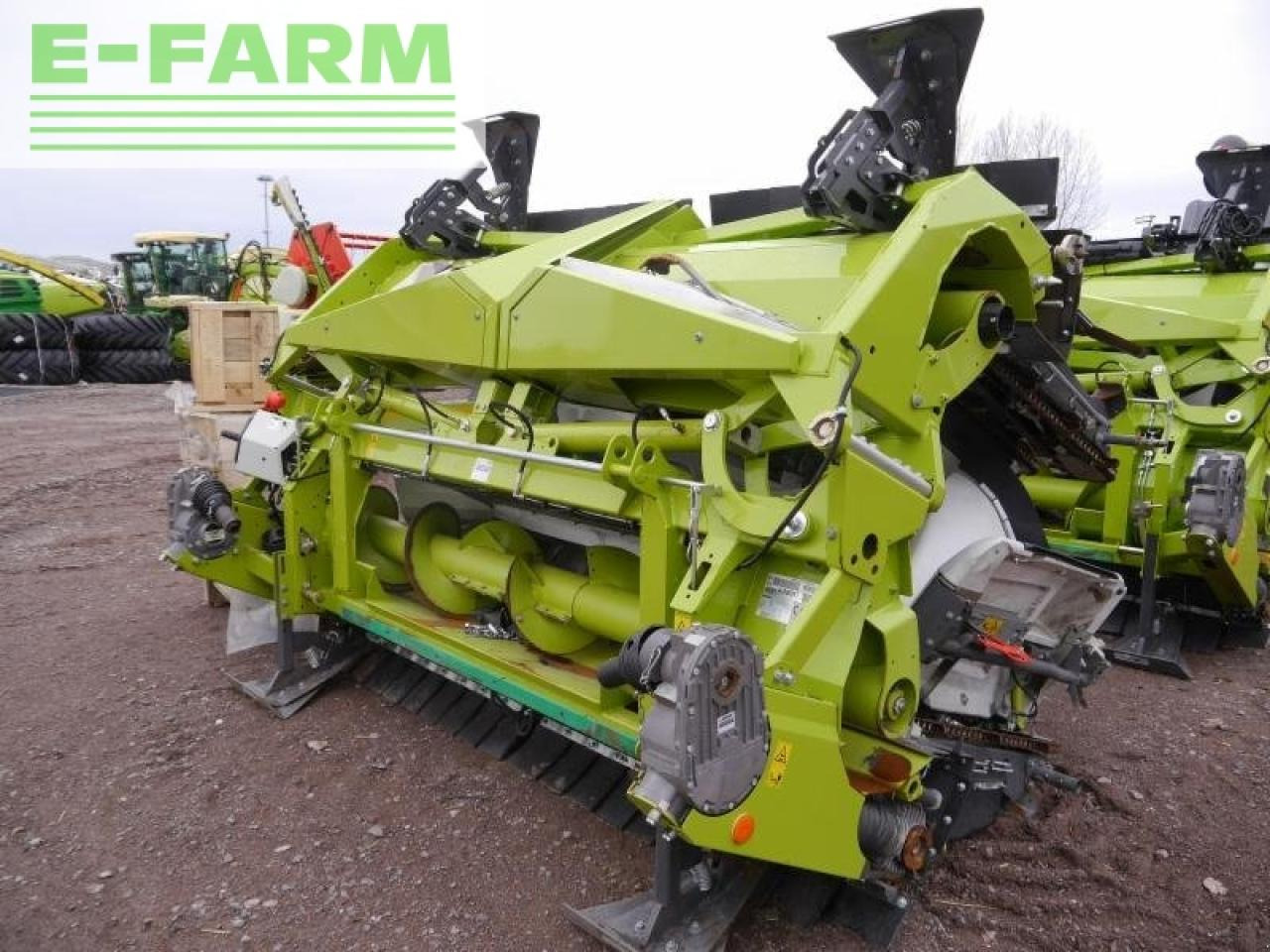 Traktor CLAAS corio 875 fc conspeed