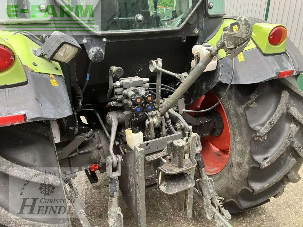 Traktor CLAAS elios 220