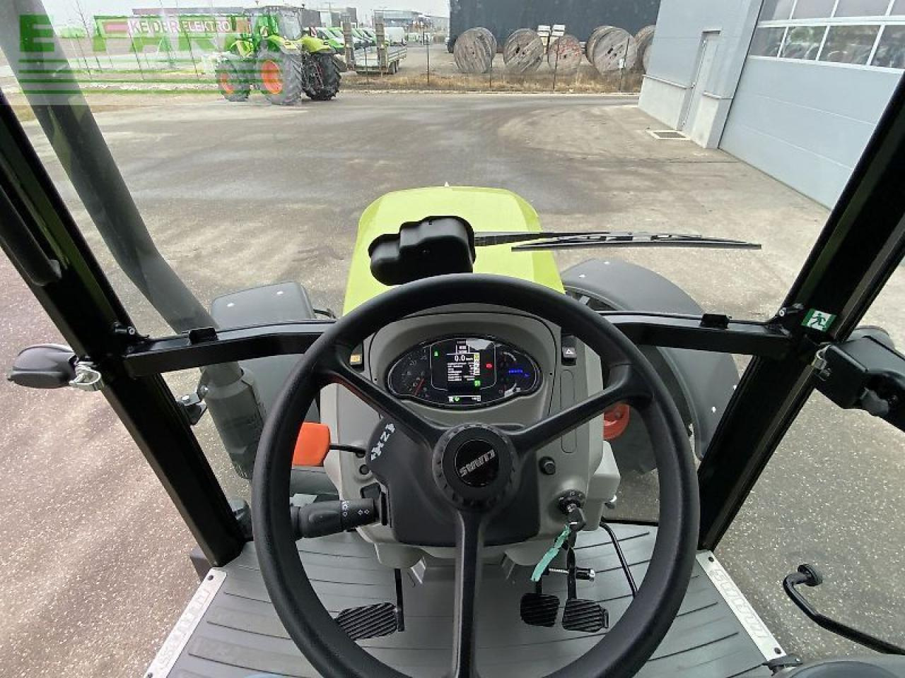 Traktor CLAAS elios 320