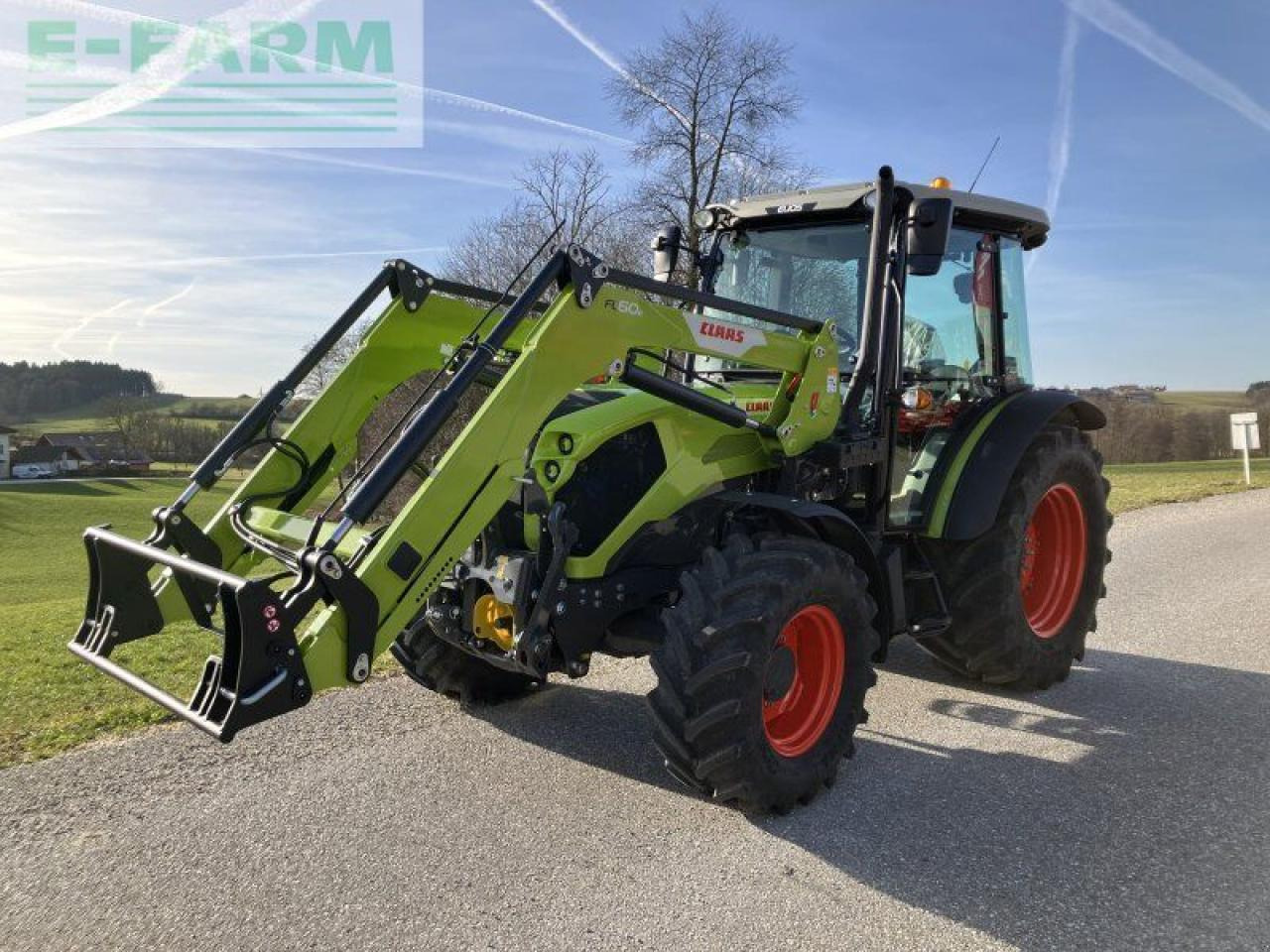 Traktor CLAAS elios 320