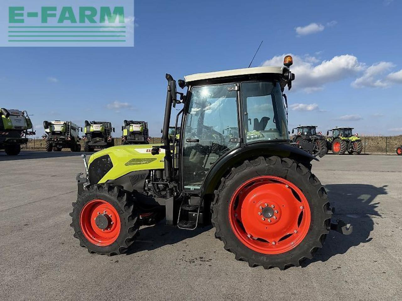 Traktor CLAAS elios 320