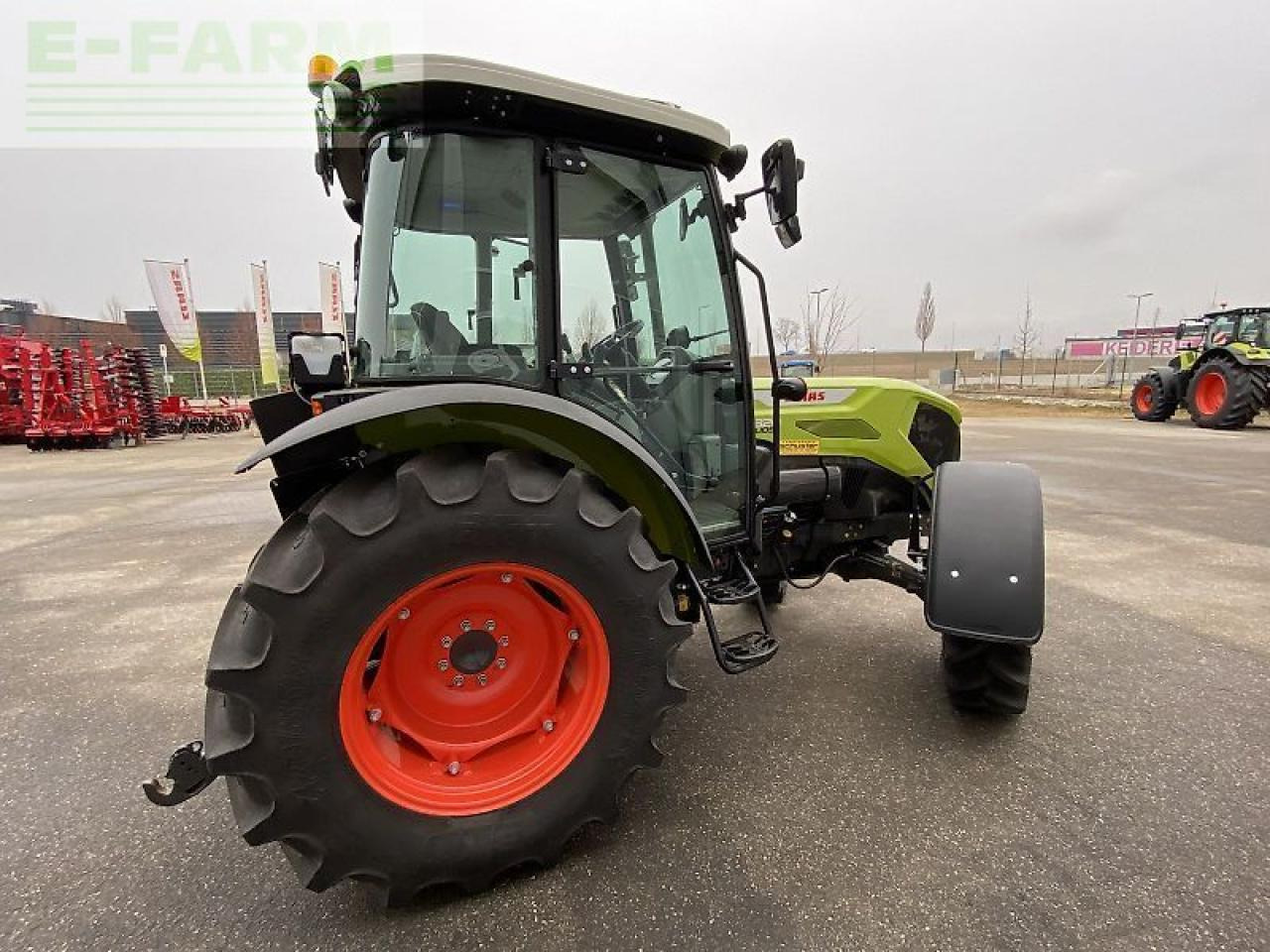 Traktor CLAAS elios 320