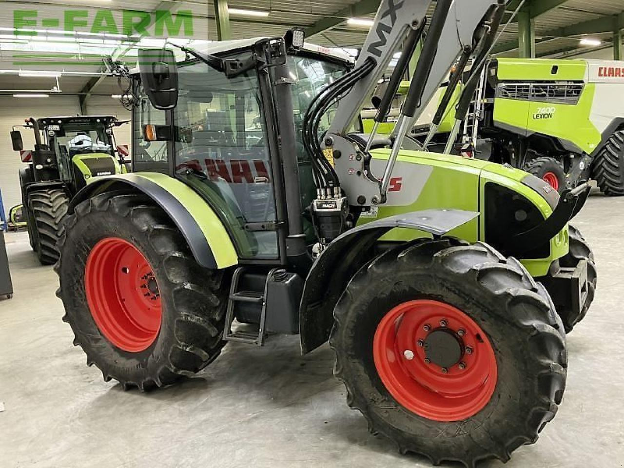 Traktor CLAAS gebr. celtis 436 rx