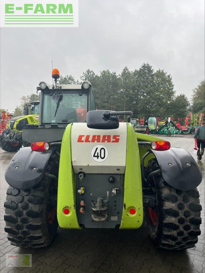 Traktor CLAAS scorpion 7045 plus
