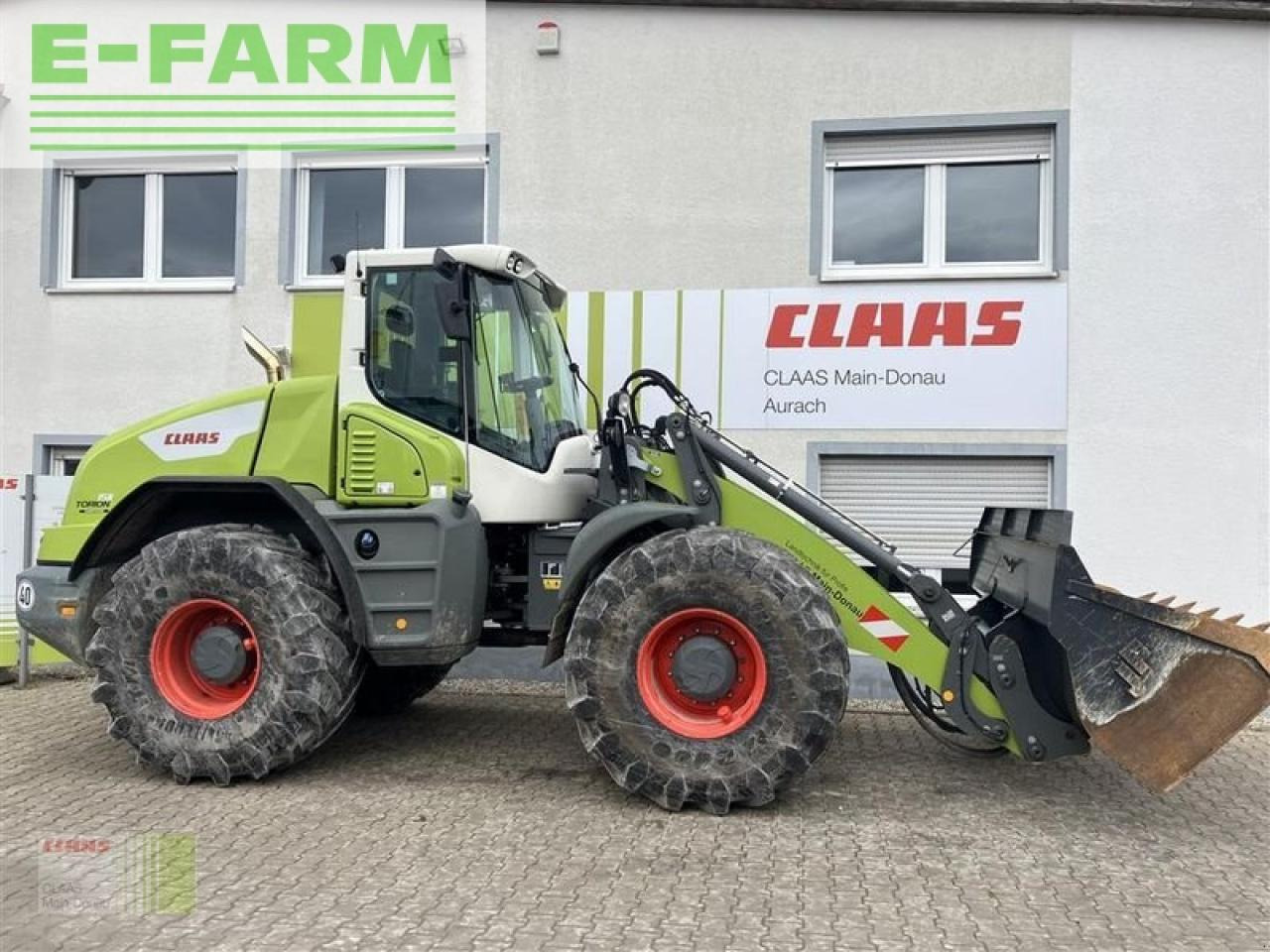 Traktor CLAAS torion 1511