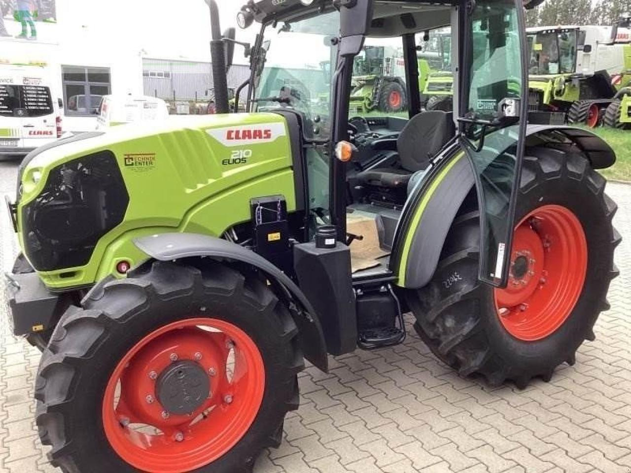 Traktor CLAAS traktor elios 210 kabine adva.