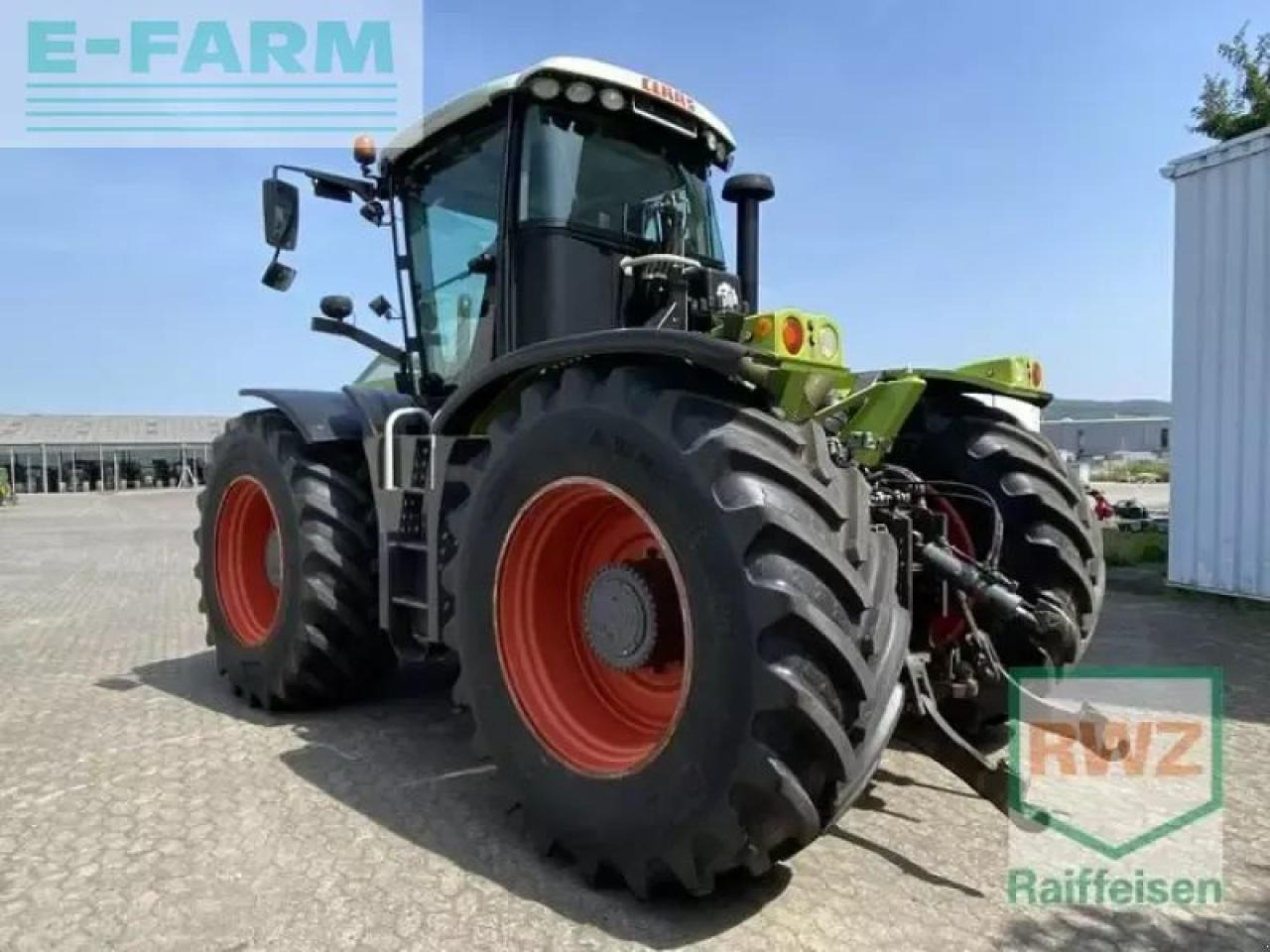 Traktor CLAAS xerion 3300 trac vc TRAC VC