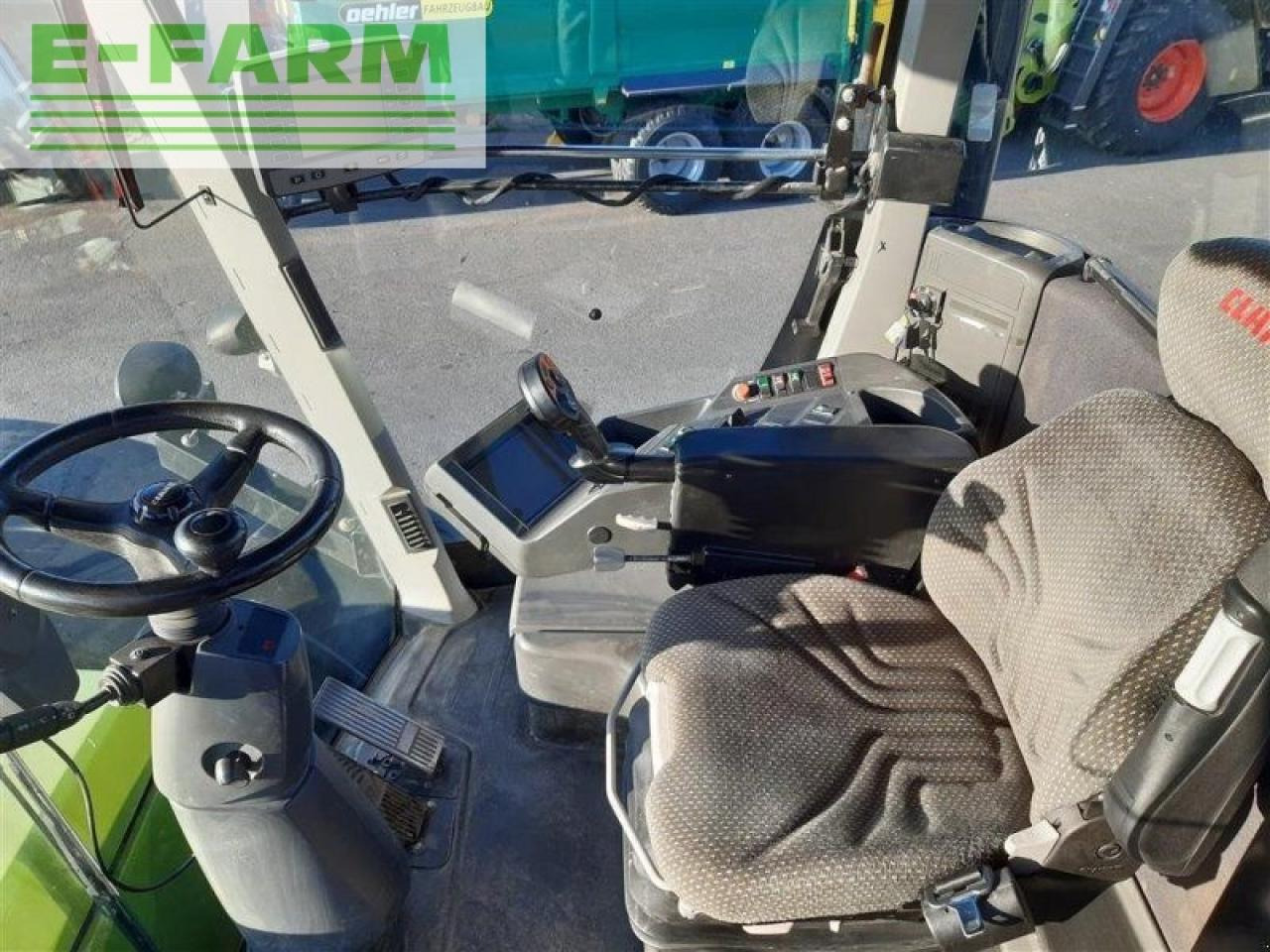 Traktor CLAAS xerion 3800 trac TRAC
