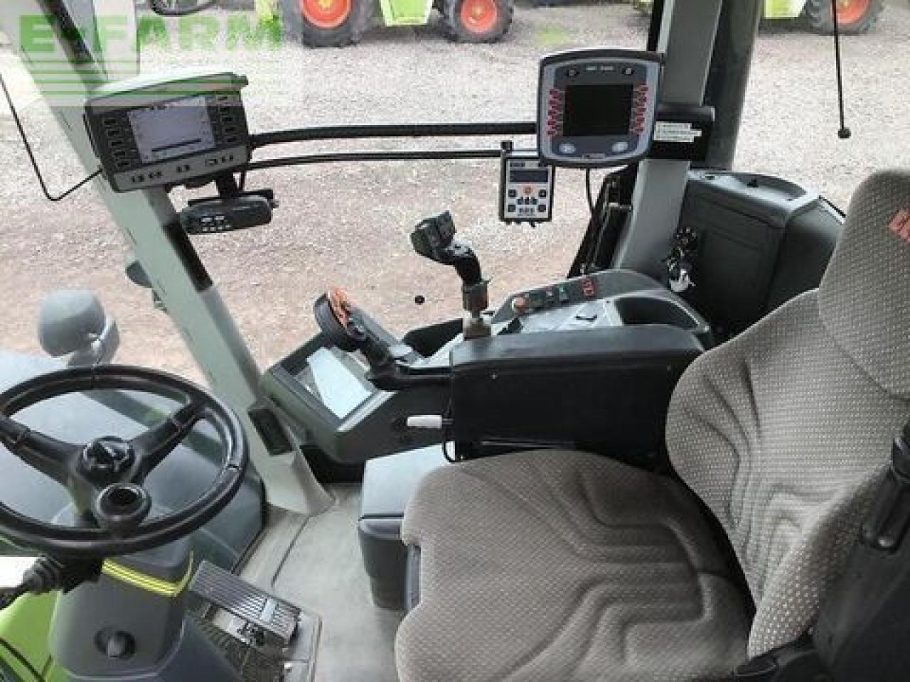 Traktor CLAAS xerion 3800 trac vc TRAC VC