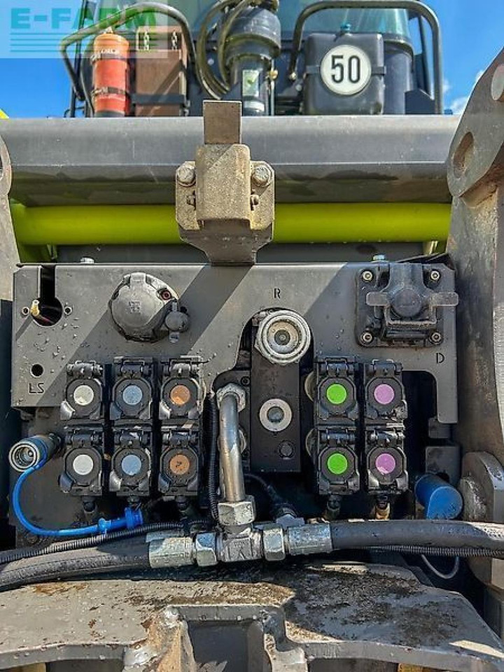 Traktor CLAAS xerion 4500 trac vc