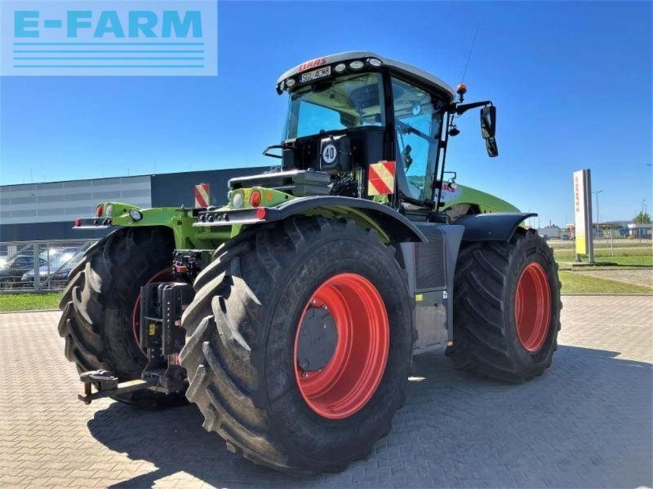 Traktor CLAAS xerion 5000