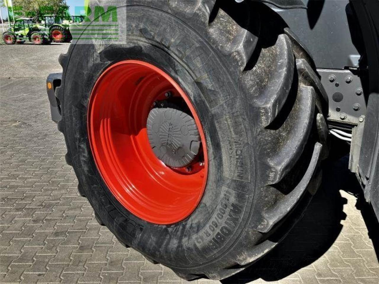 Traktor CLAAS xerion 5000