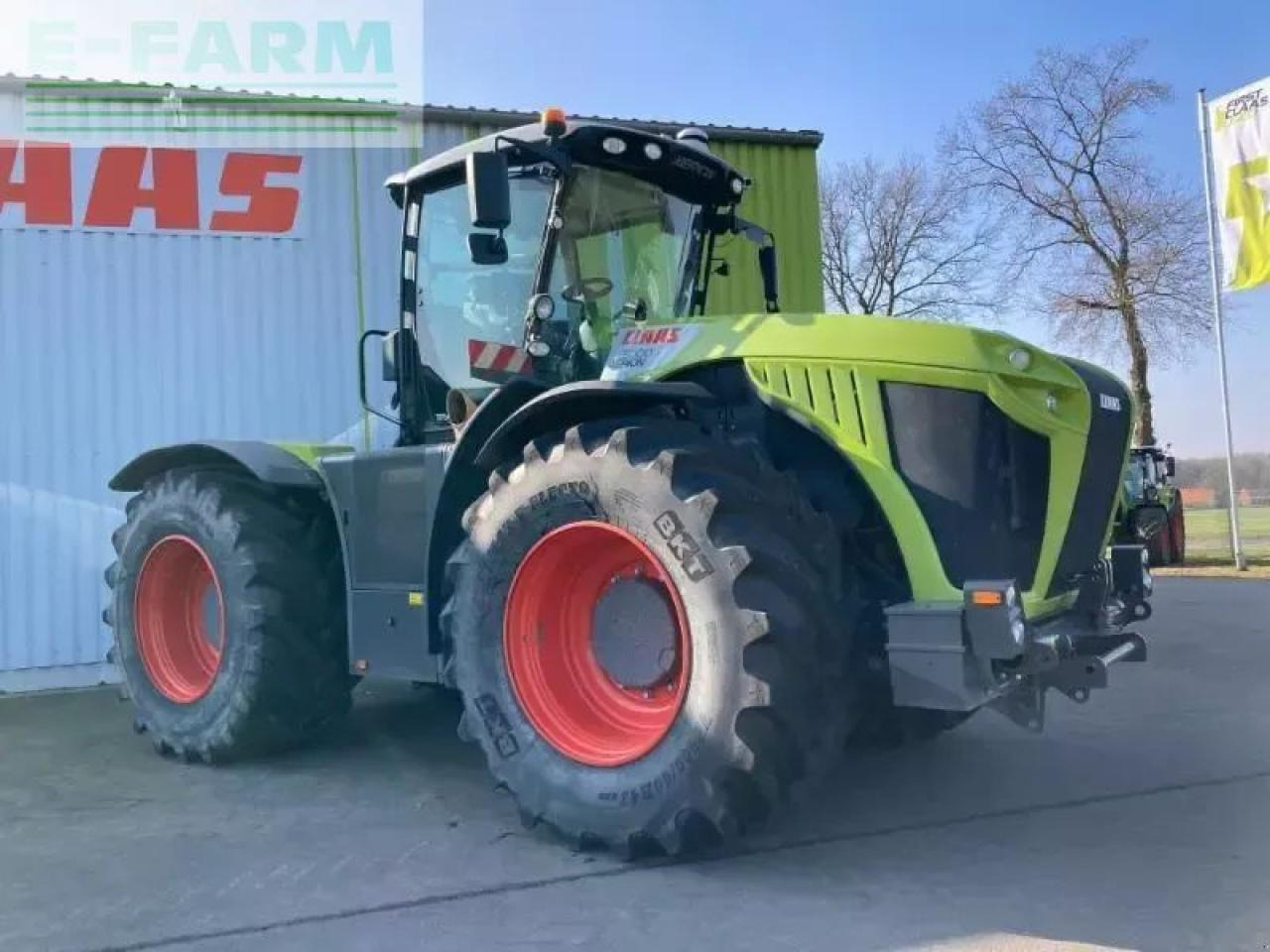 Traktor CLAAS xerion 5000 trac vc TRAC VC