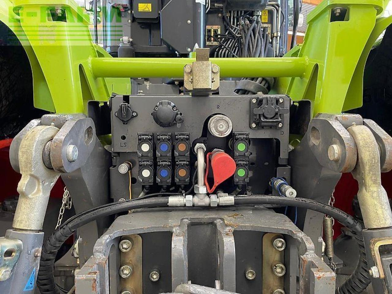 Traktor CLAAS xerion 5000 trac vc TRAC VC