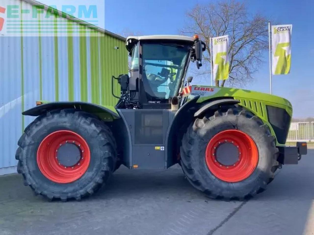 Traktor CLAAS xerion 5000 trac vc TRAC VC