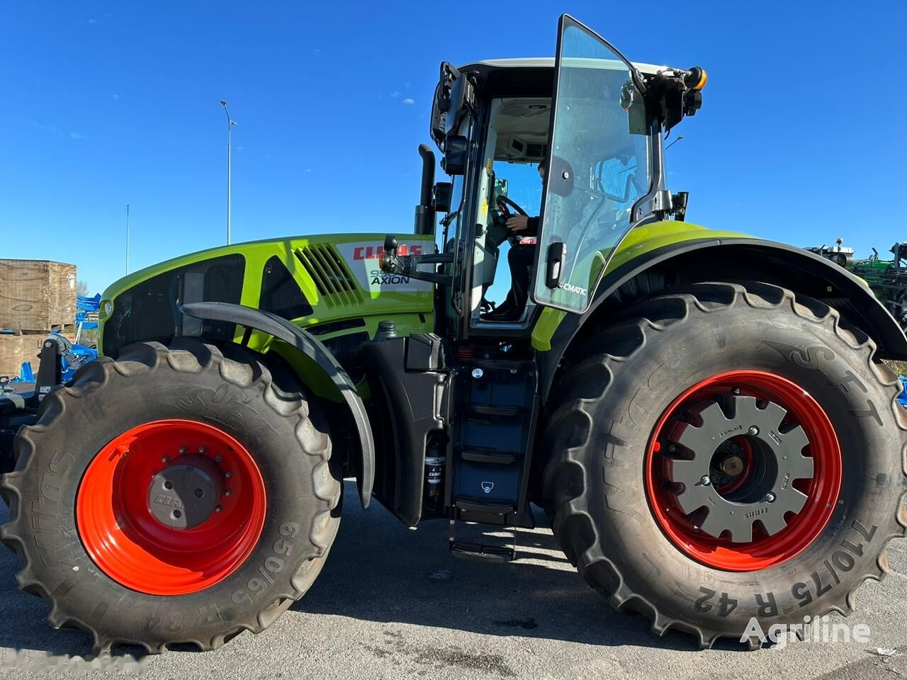 Traktor Claas 950 Axion