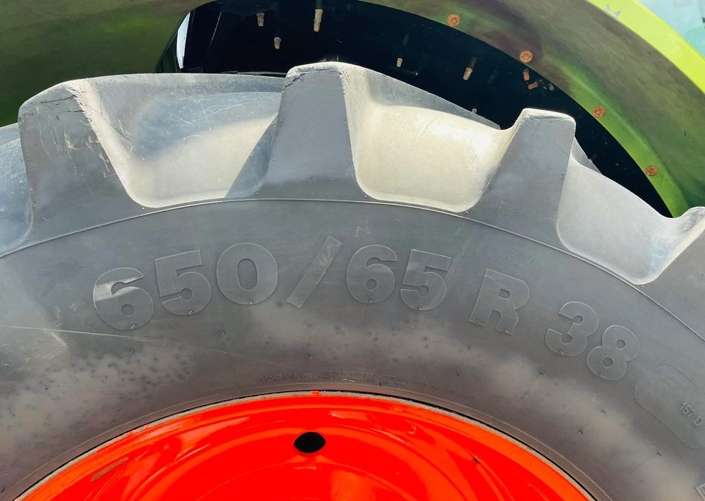 Traktor Claas Arion 620