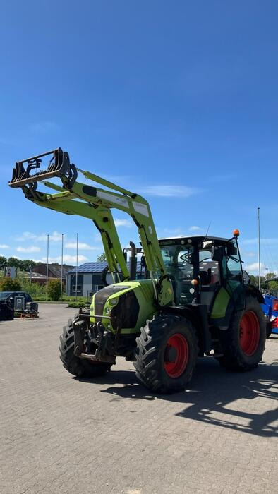 Traktor Claas Arion 650