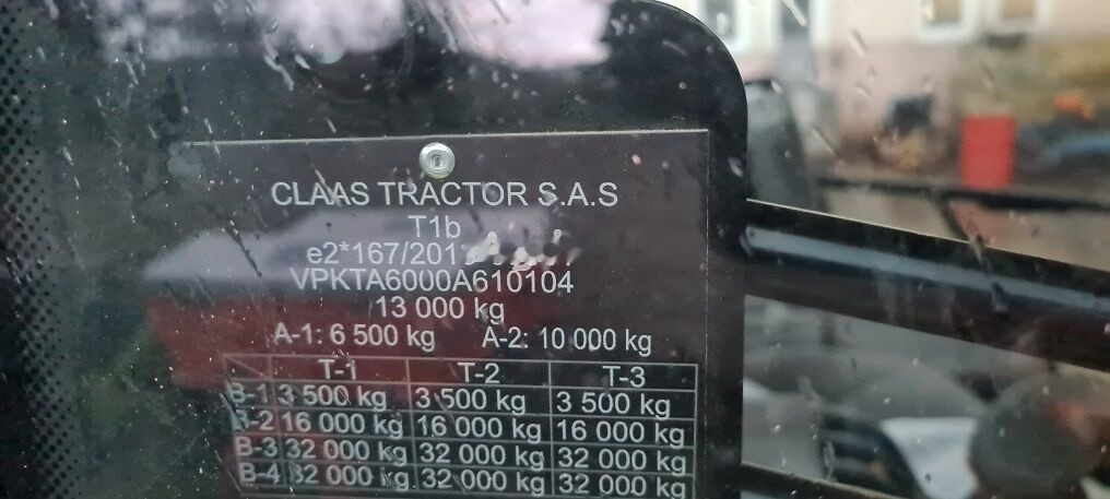 Traktor Claas Axion 810 CMATIC CEBIS