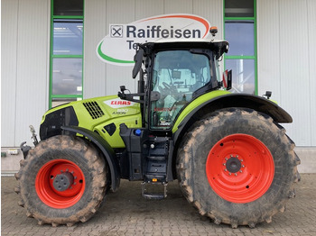 Traktor Claas Axion 830