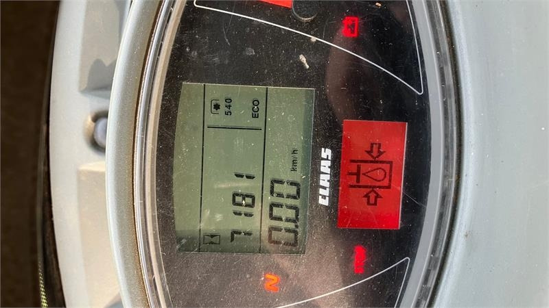 Traktor Claas Axion 830 Cebis