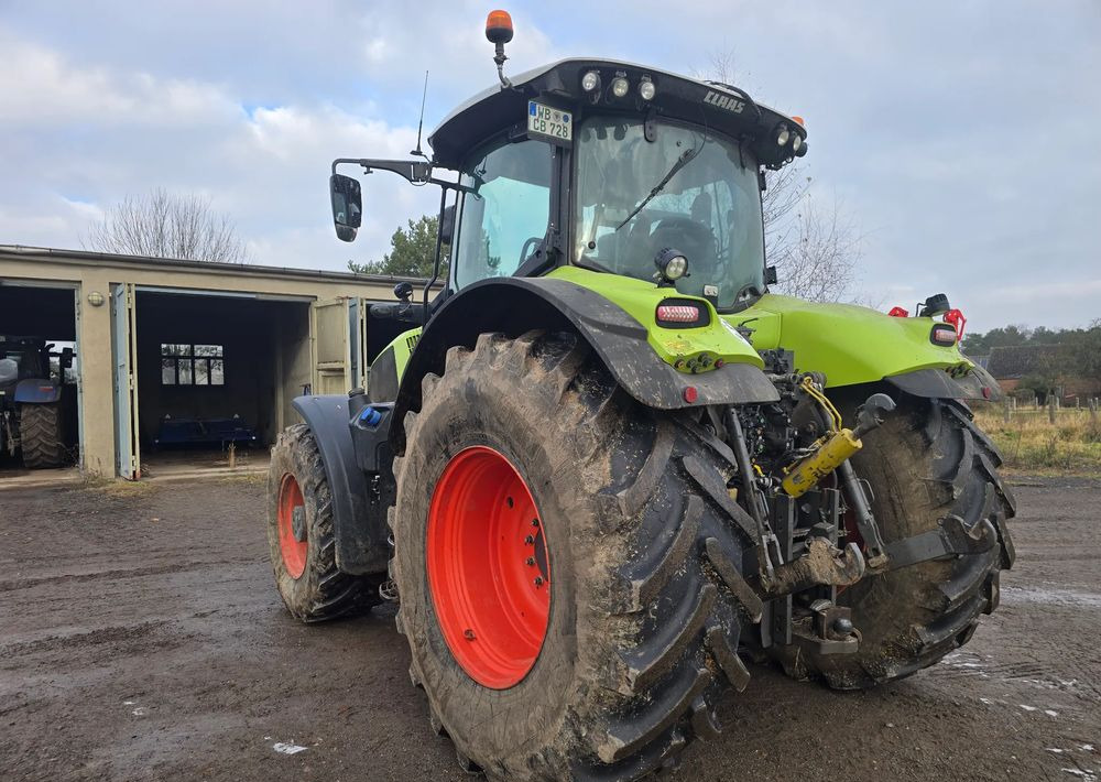 Traktor Claas Axion 850 Cmatic