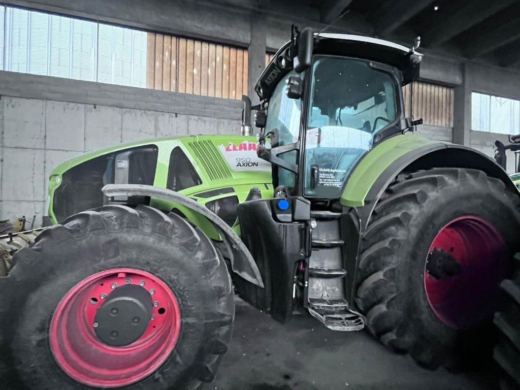 Traktor Claas Axion 950 Cmatic