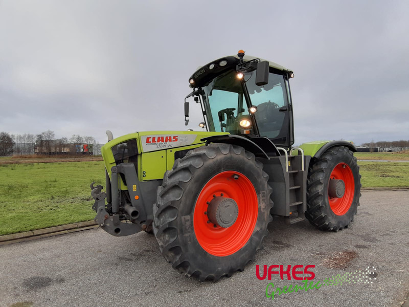 Traktor Claas Xerion 3300 Track VC