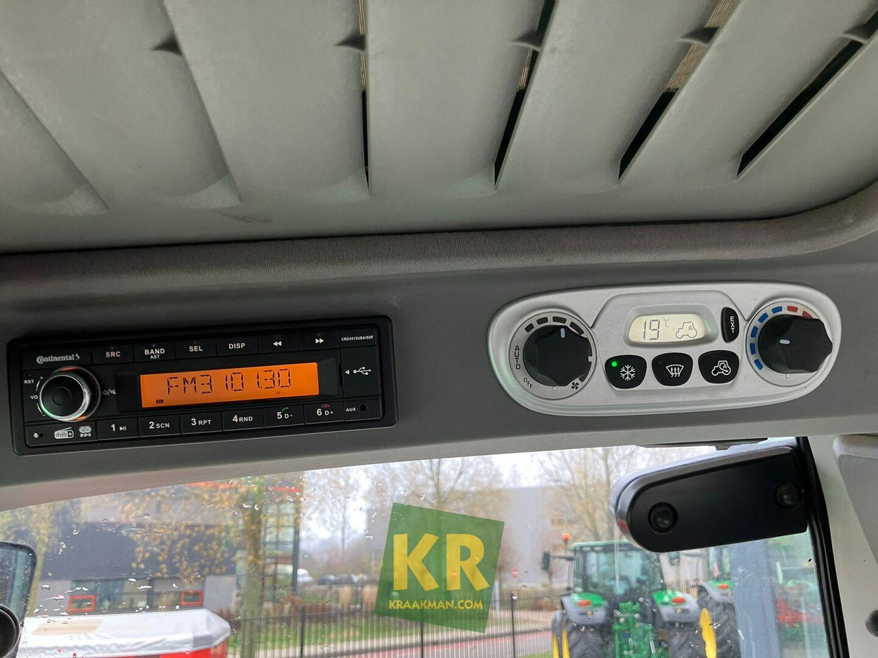 Traktor Deutz Fahr Agrotron 6150 TTV tractor