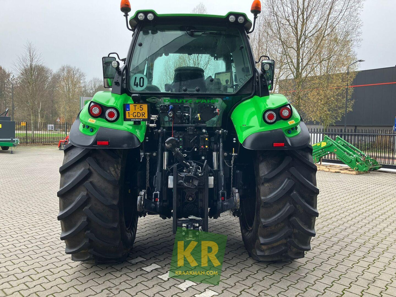 Traktor Deutz Fahr Agrotron 6150 TTV tractor