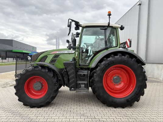 Traktor Fendt 720 VARIO S4 POWER