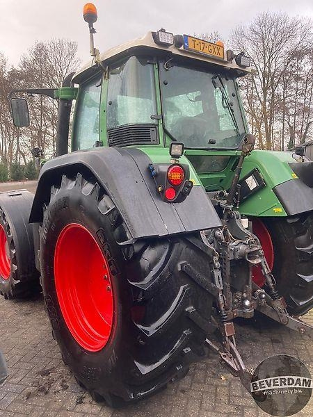 Traktor Fendt 820 Vario TMS